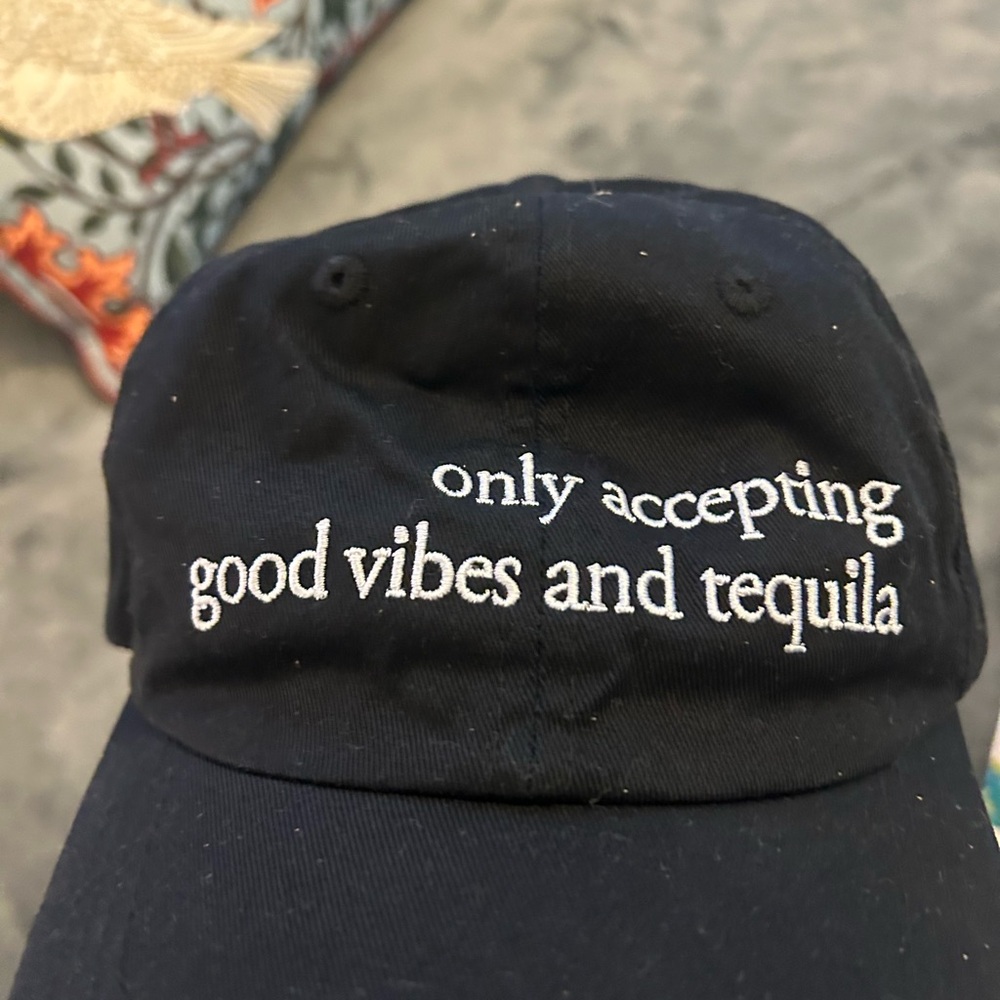 Black Embroidered Cap - Picture 2 of 4